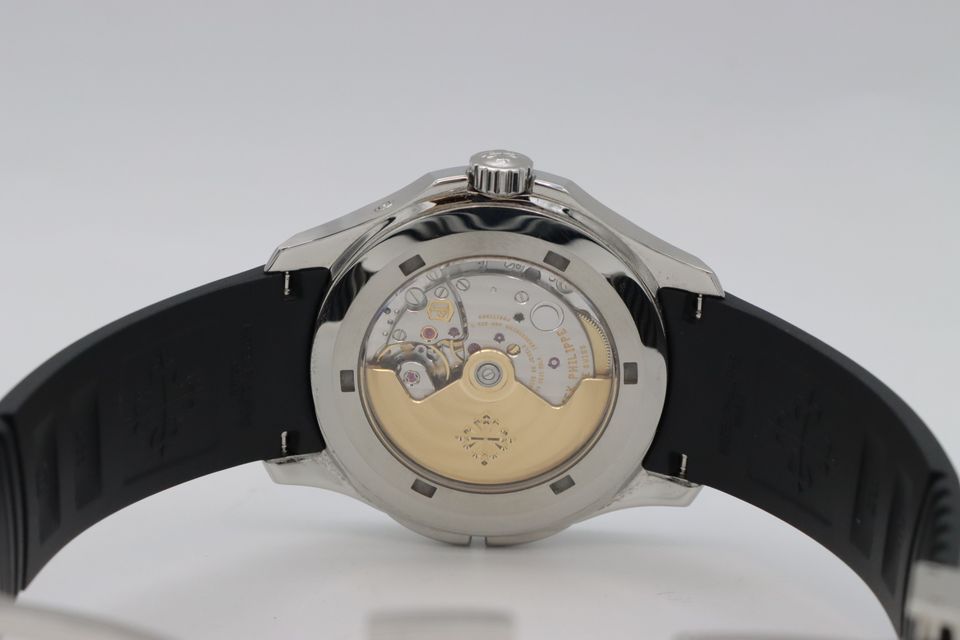 Patek Philippe Aquanaut 5164A-001 Image 4